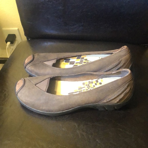 Merrell Genuine Women’s Brown Suede Leather Upper Rubber Soles Size 7 - Picture 5 of 13